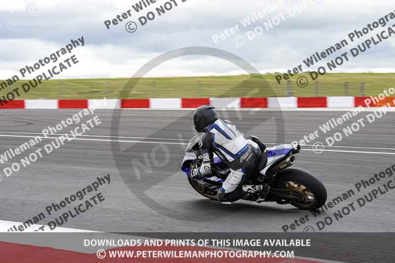 cadwell no limits trackday;cadwell park;cadwell park photographs;cadwell trackday photographs;enduro digital images;event digital images;eventdigitalimages;navarra;no limits trackdays;peter wileman photography;racing digital images;trackday digital images;trackday photos